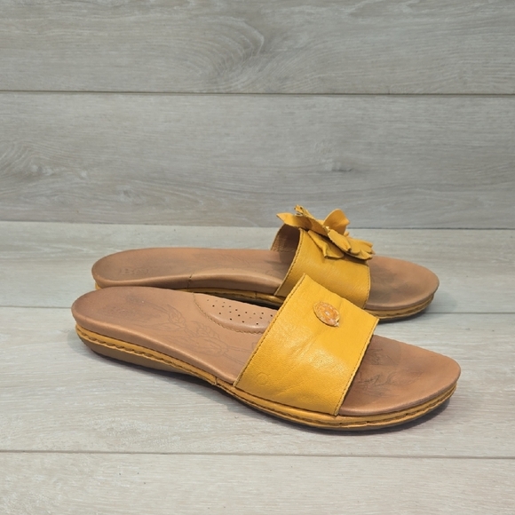 Born Yellow Floral Women's Slide Sandals Shoes Sz 11 - Picture 1 of 13